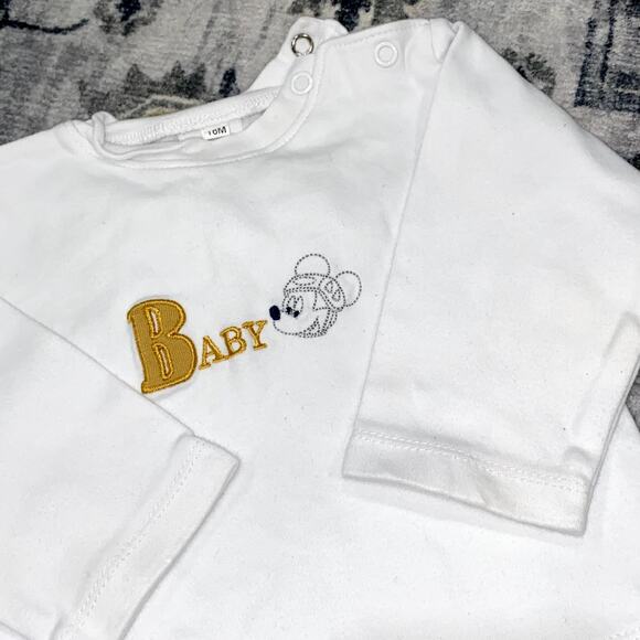 Matching Mickey Mouse shirts - Picture 2 of 6